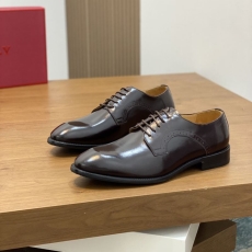 Bally Shoes